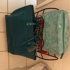 Urban Expression 2 pcs Green Perf Tote